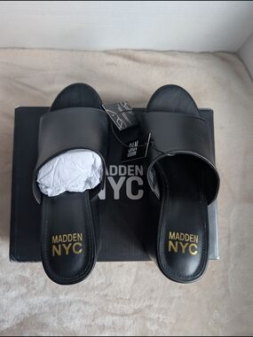 Madden NYC Boho Wedge sandals Size 7 NIB
